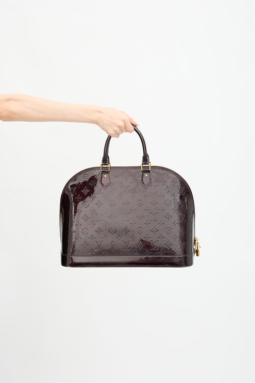 2010 Vernis Alma Bag