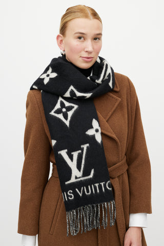 Louis Vuitton Black & White Reykjavik Cashmere Monogram Scarf