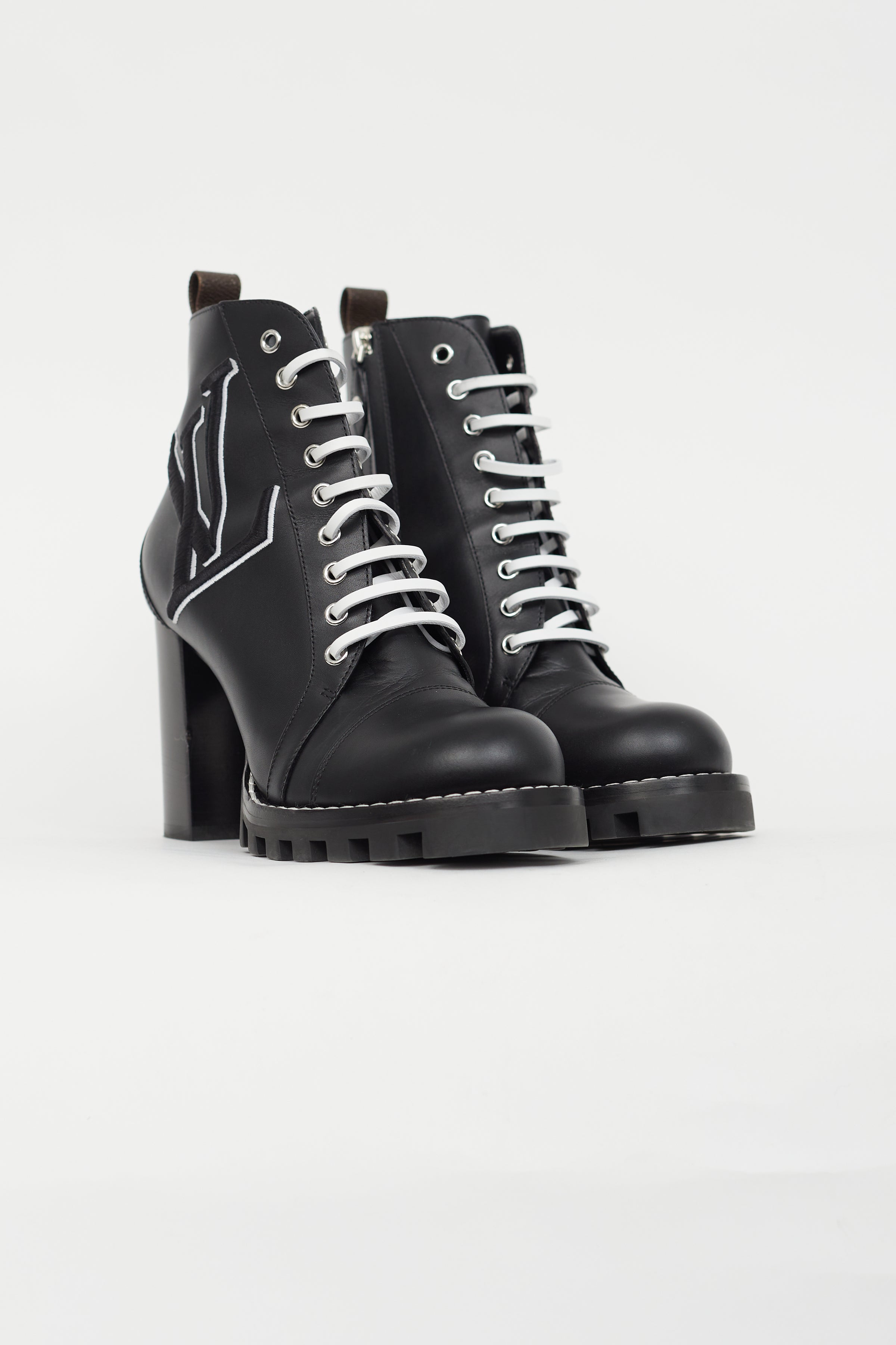 Louis Vuitton // Black Logo Star Trail Leather Boot – VSP Consignment