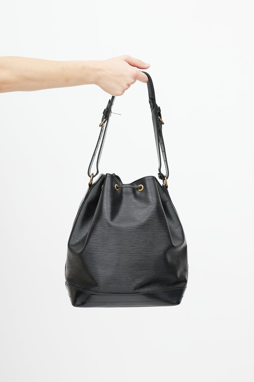 Louis Vuitton Black NéoNoé MM Epi Bucket Bag