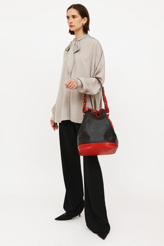 Louis Vuitton Monogram Vernis Santa Monica Clutch Shoulder Bag Black  Leather ref.792309 - Joli Closet