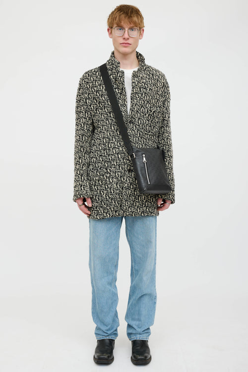 Louis Vuitton Discovery Messenger Bag