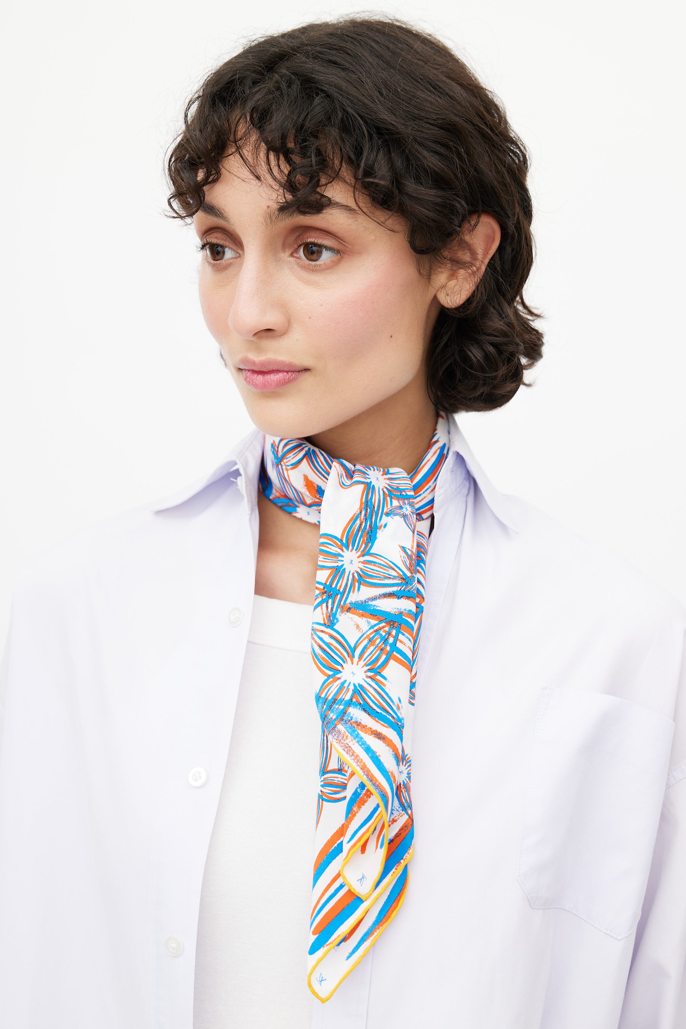 Louis Vuitton // Blue & Orange Silk Flower Scarf – VSP Consignment