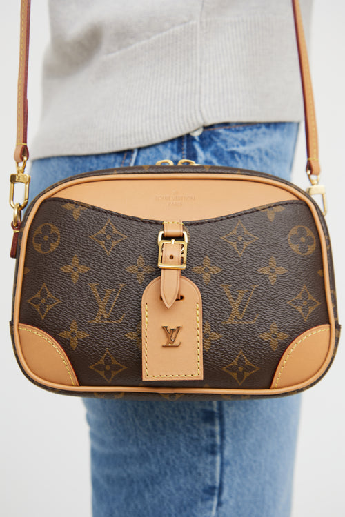 Louis Vuitton Beige Monogram Deauville Bag