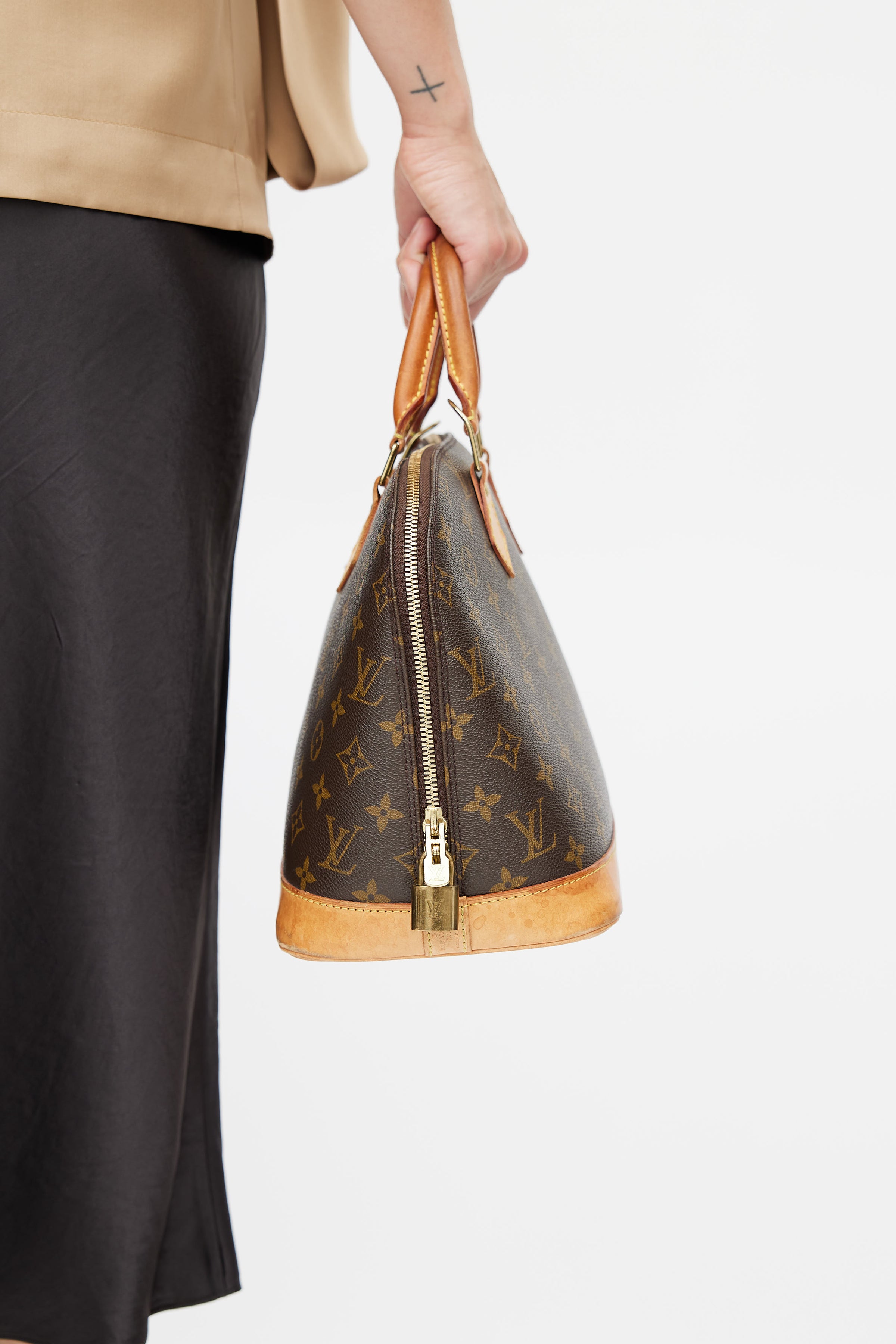 Louis Vuitton 2000 Monogram Alma PM - Brown Handle Bags, Handbags -  LOU753226
