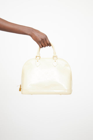 Louis Vuitton 2013 Blanc Coral Vernis Alma PM Bag