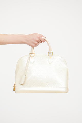 2013 Blanc Coral Vernis Alma Bag Louis Vuitton