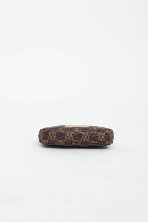 2013 Damier Truck Locks Pochette