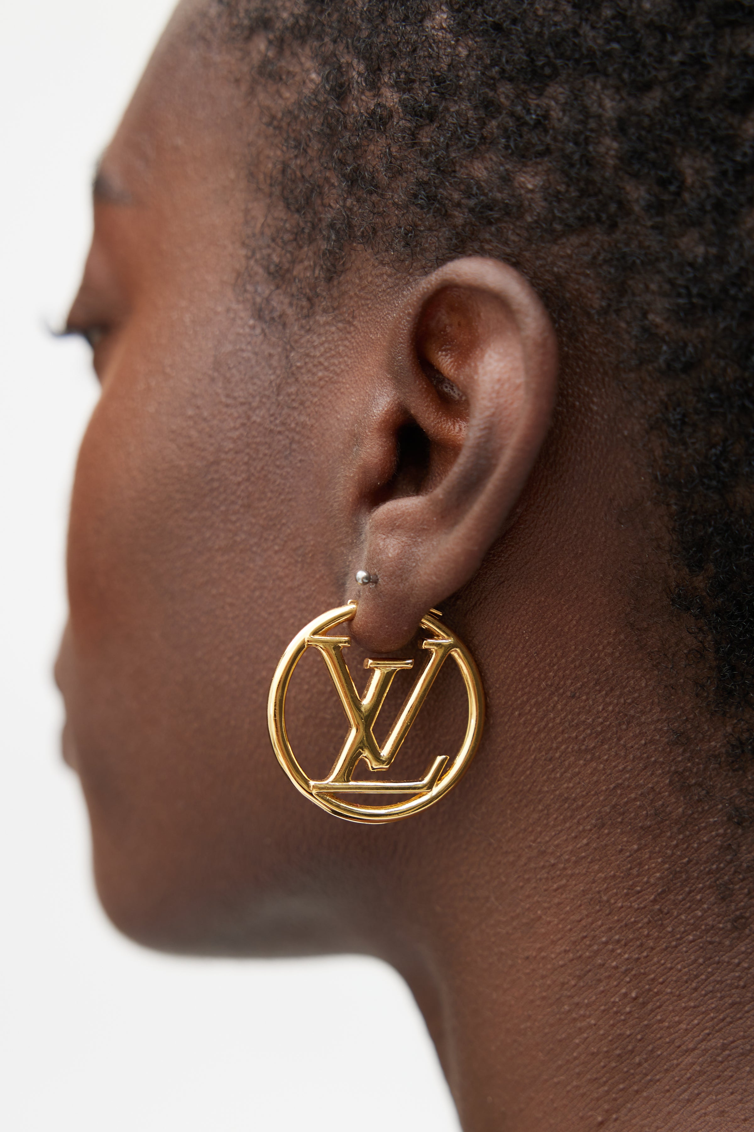 Louis Vuitton // Gold LV Louise Hoop GM Earring – VSP Consignment