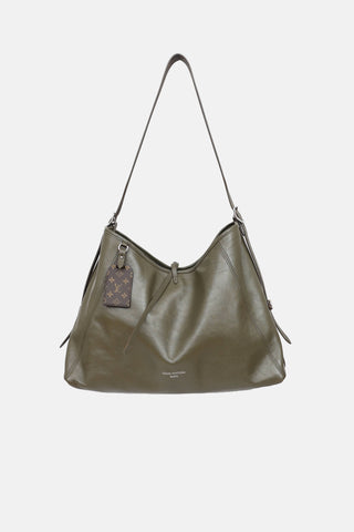 Louis Vuitton Carryall Vibe MM Tote Bag