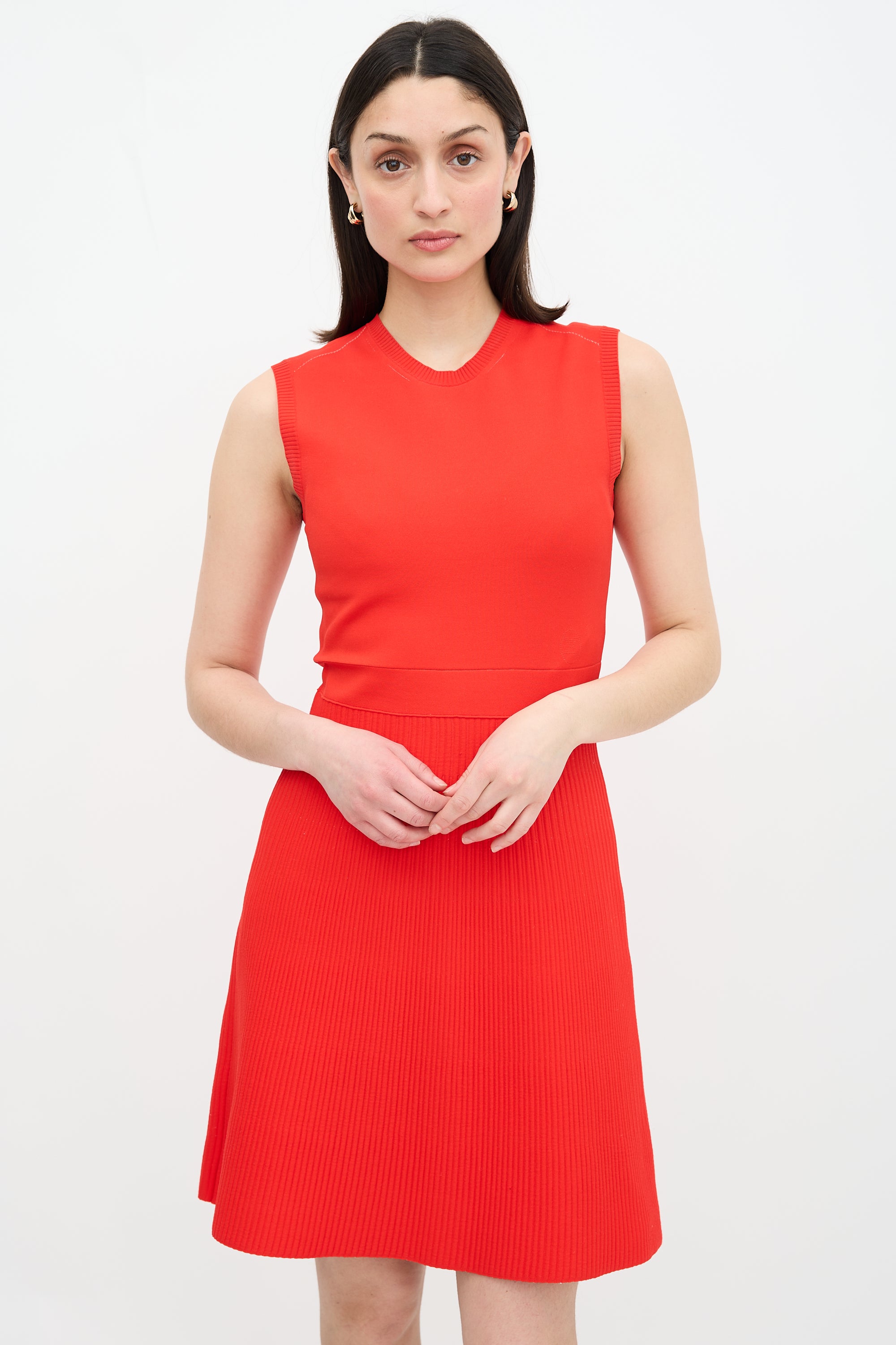 Louis Vuitton // Red Knit Dress – VSP Consignment Louis Vuitton // Red Knit Dress – VSP Consignment