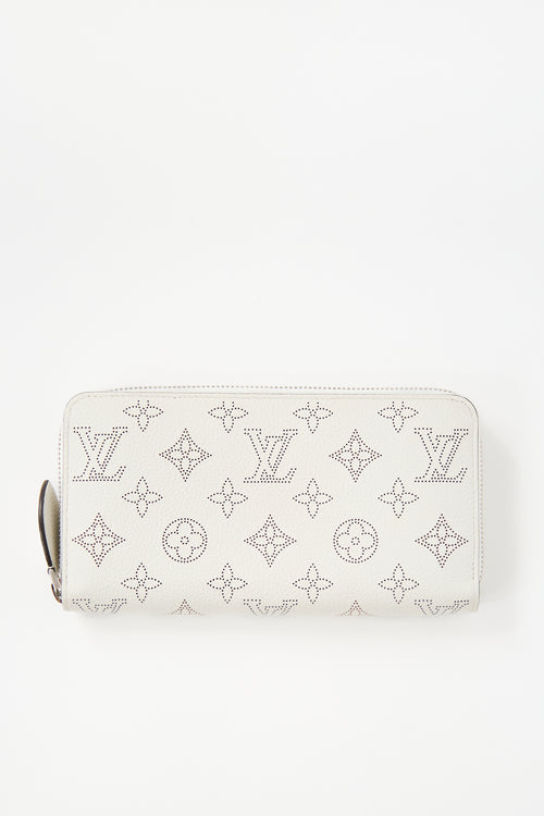 Louis Vuitton Mahina Leather Zippy Wallet