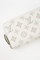 Louis Vuitton Mahina Leather Zippy Wallet