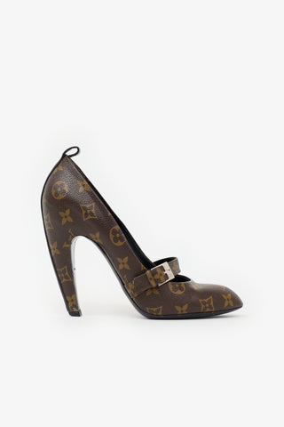 Louis Vuitton Leather Star Power Pump