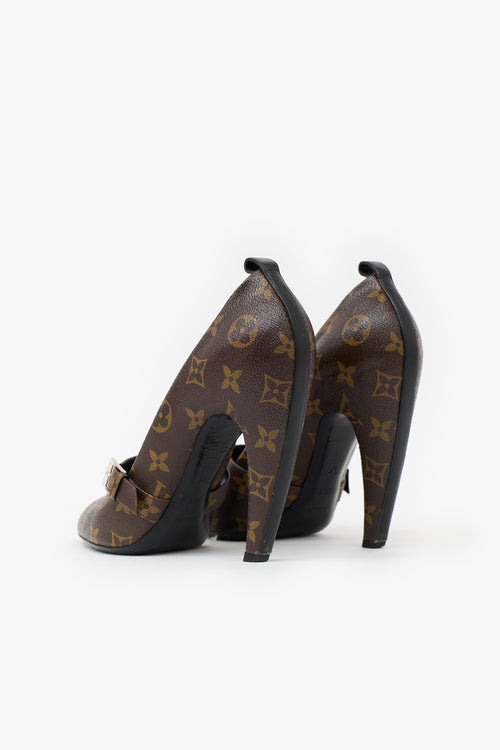 Louis Vuitton Monogram Star Power Pump