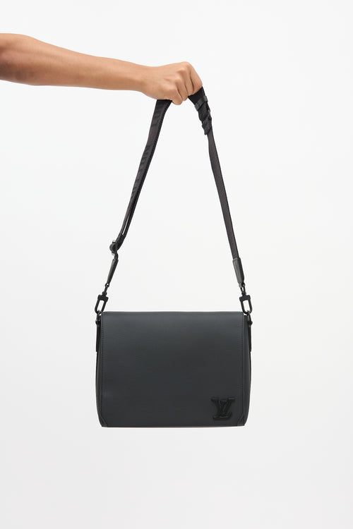 Louis Vuitton Leather Takeoff Messenger Bag