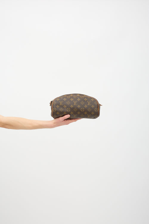 Louis Vuitton Monogram Canvas Dopp Kit Toiletry Bag
