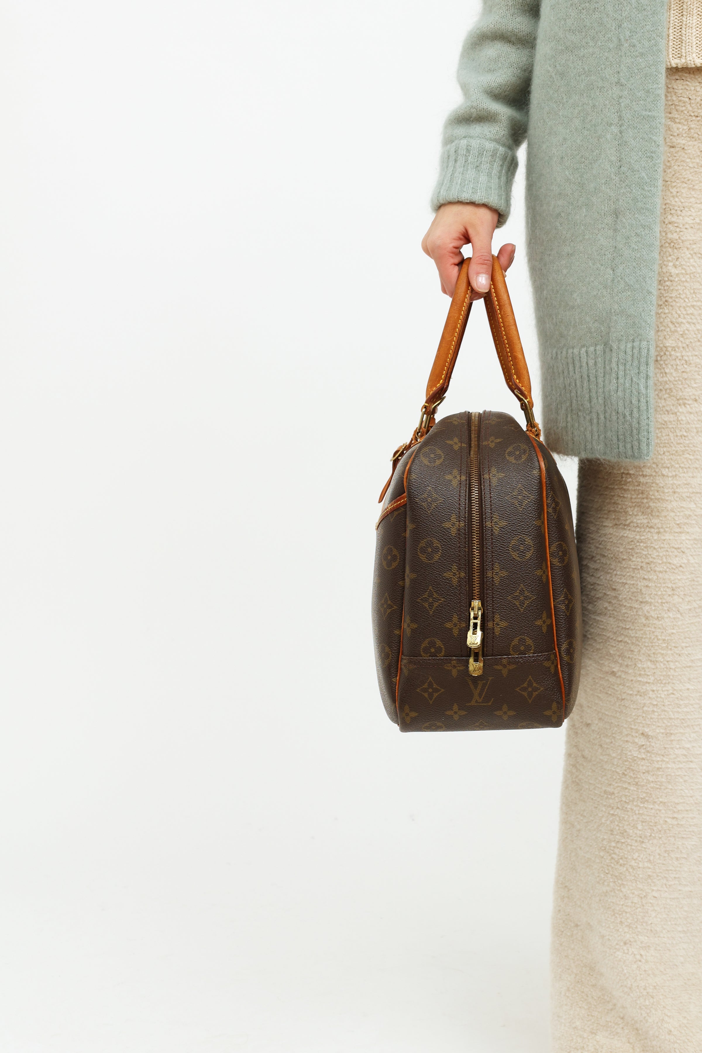 Deauville cloth handbag Louis Vuitton Brown in Cloth - 38753058