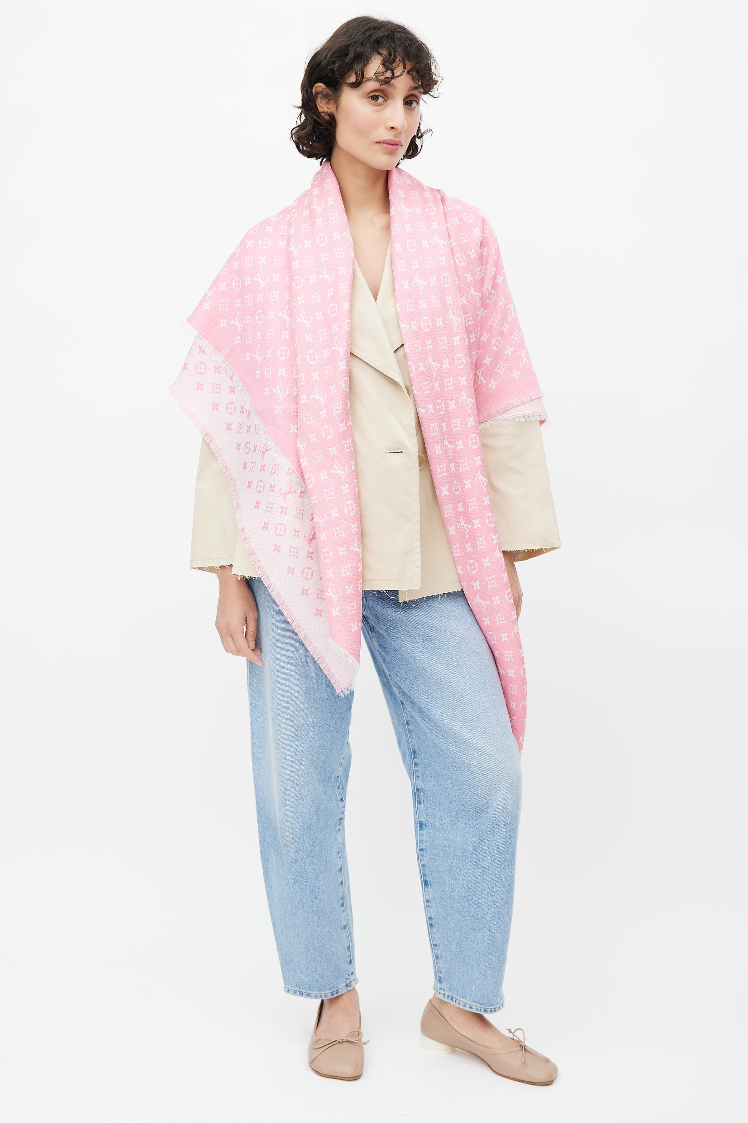 Louis Vuitton // Pink My Daily Denim Shawl – VSP Consignment