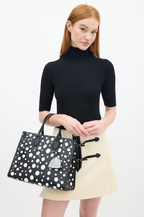 Louis Vuitton X Yayoi Kusama 2023 Black & White Empreinte Leather OnTheGo MM Bag