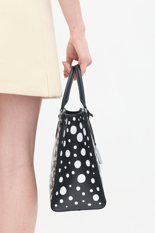 Louis Vuitton X Yayoi Kusama 2023 Black & White Empreinte Leather OnTheGo MM Bag