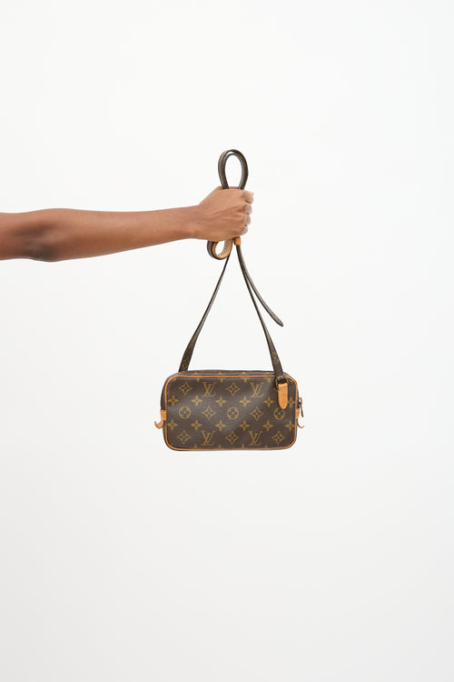 Louis Vuitton 1987 Monogram Pochette Marly Bandouliere Bag