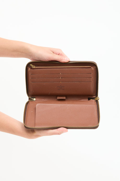Louis Vuitton 2006 Monogram Zippy Wallet