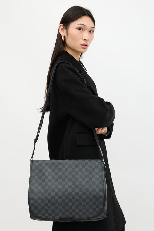Louis Vuitton 2008 Damier Graphite Daniel MM Messenger Bag