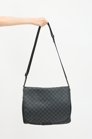 Louis Vuitton 2008 Damier Graphite Daniel MM Messenger Bag