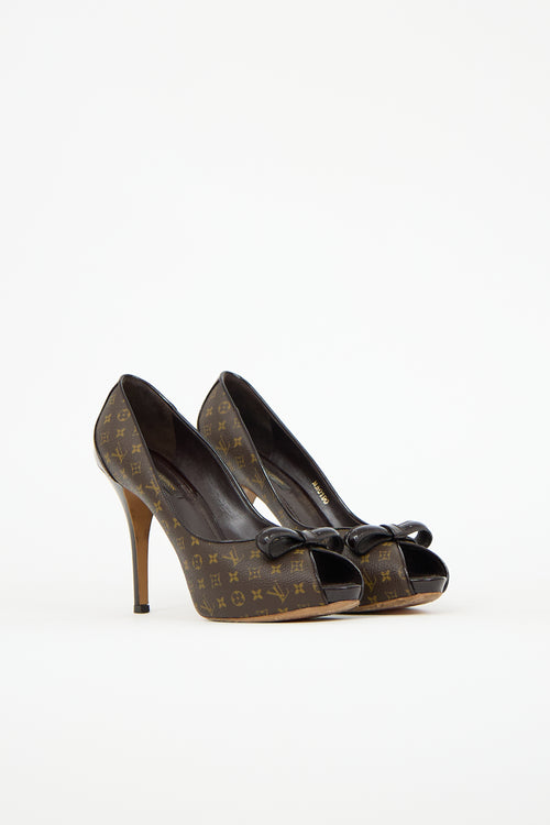 Louis Vuitton 2011 Monogram Canvas Malibu Heel