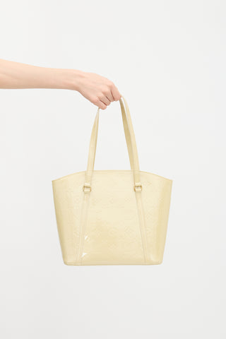 Louis Vuitton 2012 Vernis Avalon Bag