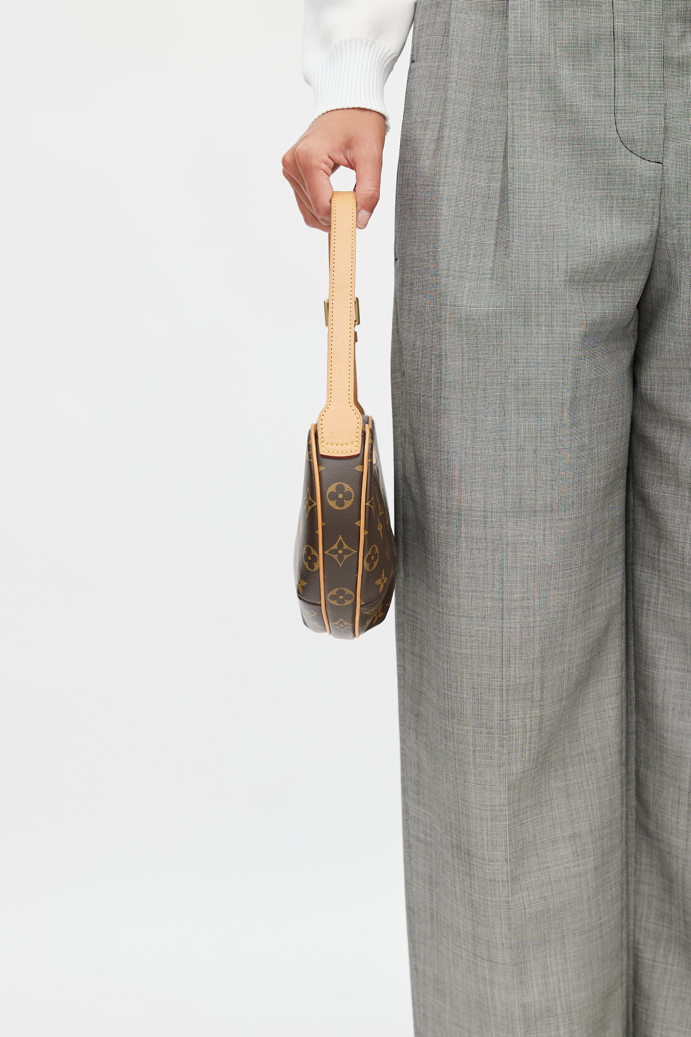 Louis Vuitton // Vintage Brown Monogram Croissant PM Shoulder Bag – VSP  Consignment