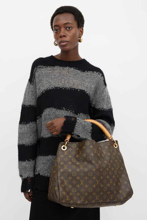 Louis Vuitton Monogram Artsy GM Tote Bag