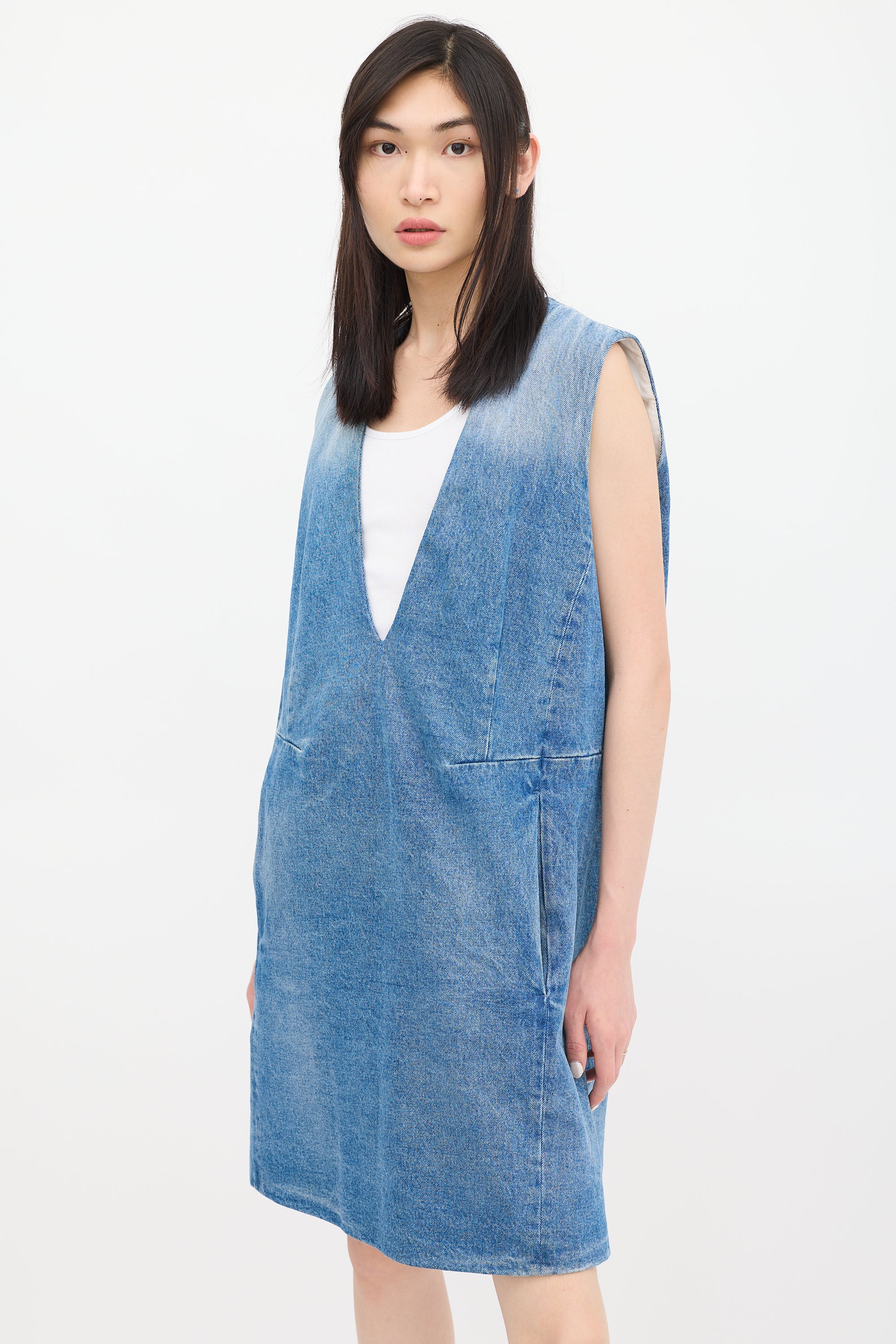 MM6 Maison Margiela // Blue V-Neck Denim Dress – VSP Consignment