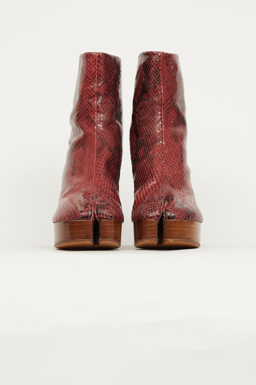 Maison Margiela Red & Black Textured Patterned Tabi Boot