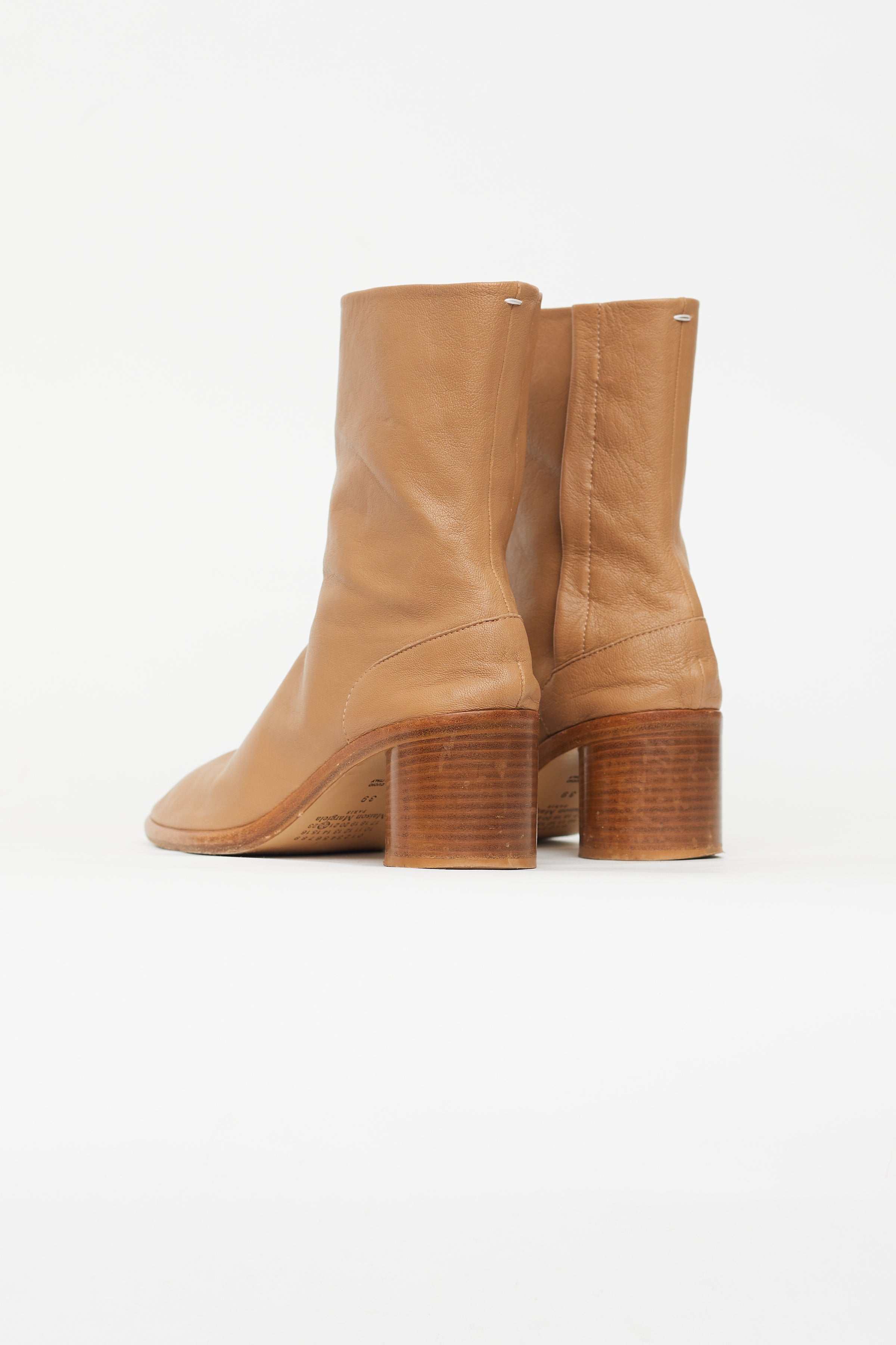 Maison Margiela // Brown Leather Tabi Heel Boot – VSP Consignment