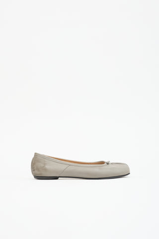 Maison Margiela Leather Tabi Ballerina Flat