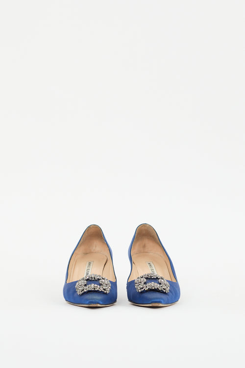 Manolo Blahnik Blue Satin Hangisi Pump