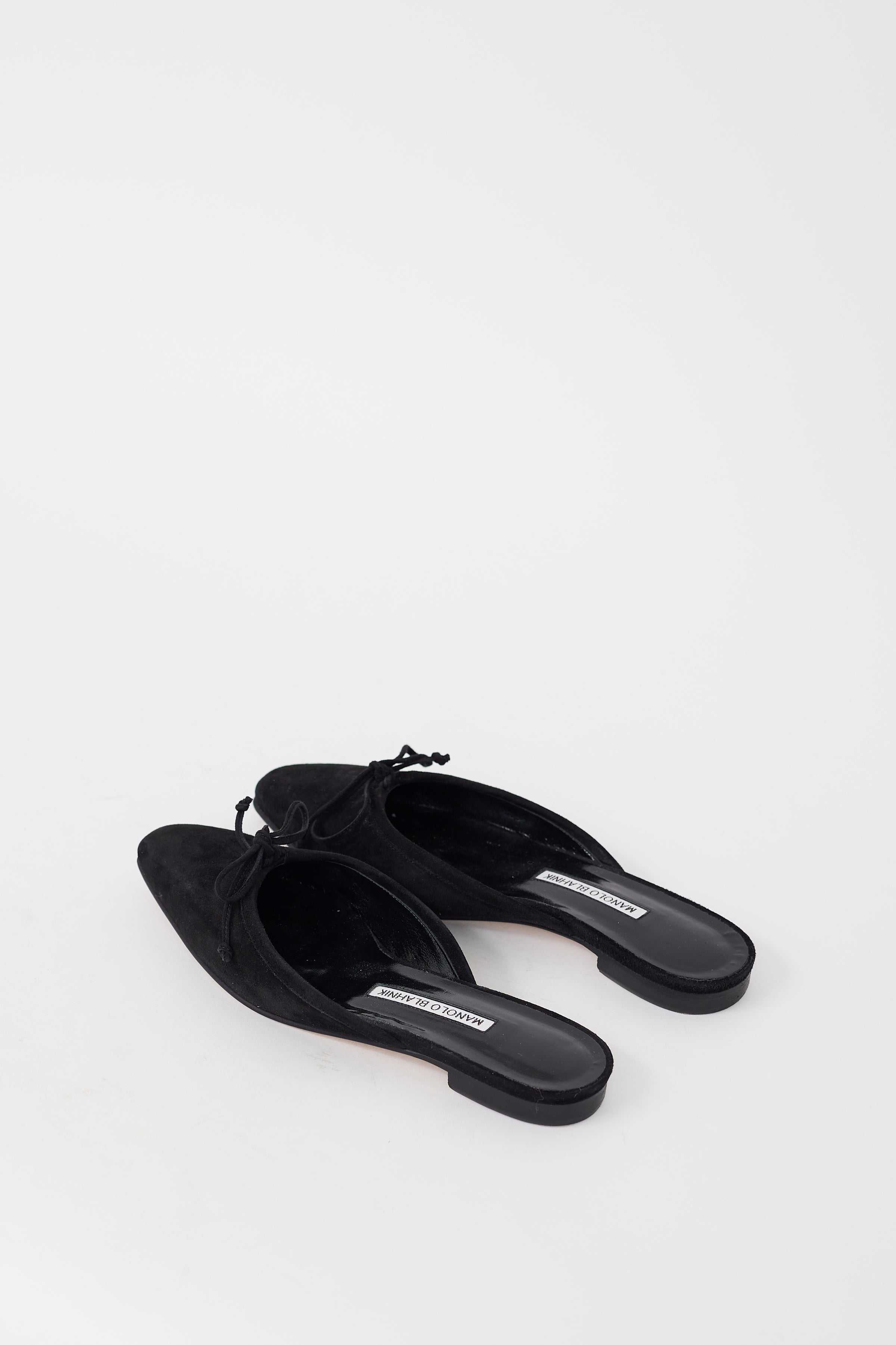 Manolo Blahnik // Black Suede Ballerimu Bow Mule – VSP Consignment
