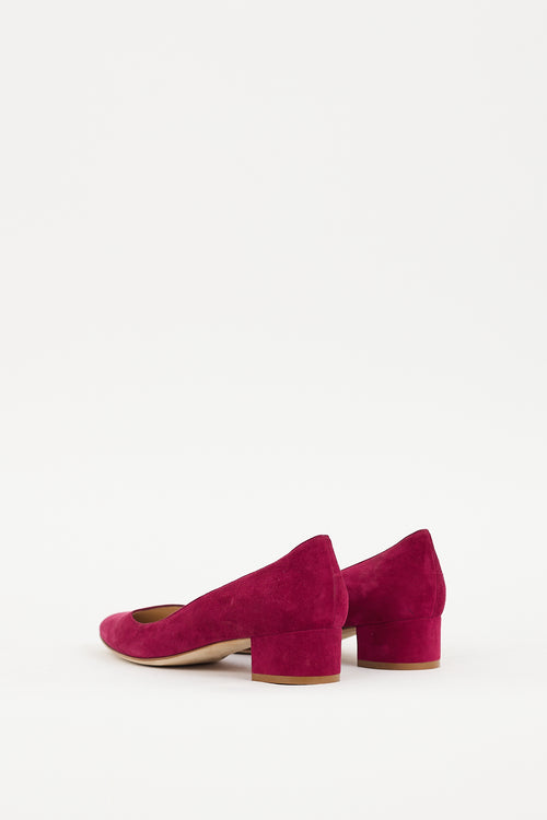 Manolo Blahnik Burgundy Suede Listony Pump