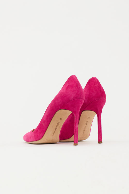 Manolo Blahnik Suede Pointed Toe Pump
