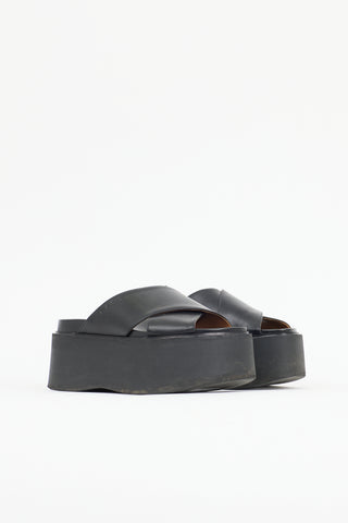 Marni Leather Fussbett Sandal
