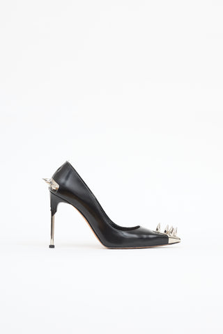McQueen Punk Spike Pump
