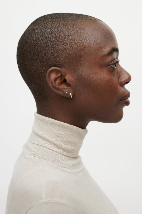Mejuri 14K Gold Star Huggie Earrings