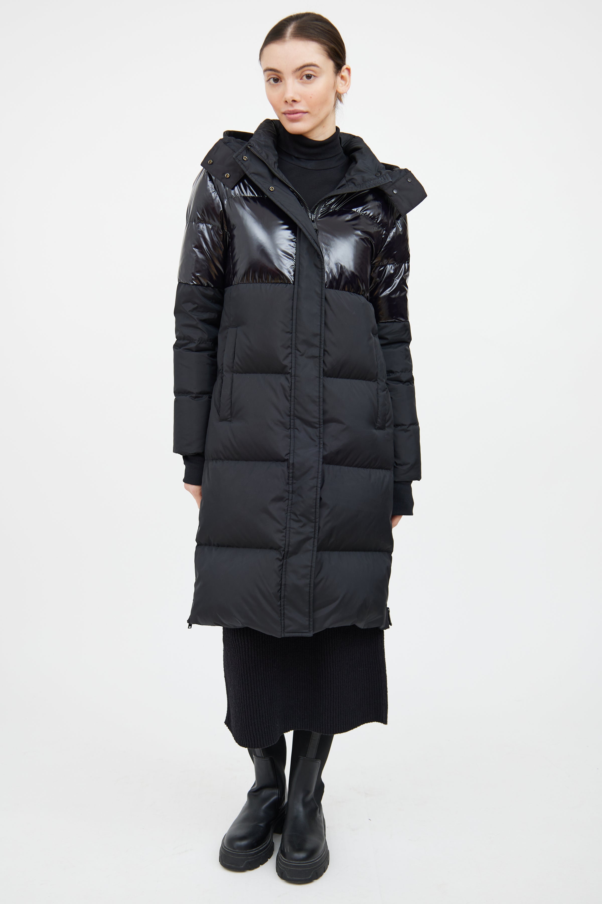 Moose Knuckles // Black Down Powerpuff Shiny Coat – VSP Consignment