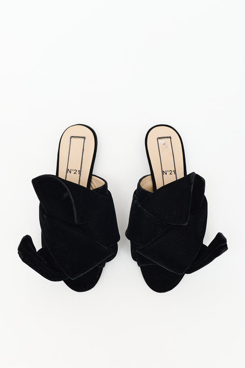 N°21 Velvet Knotted Sandal