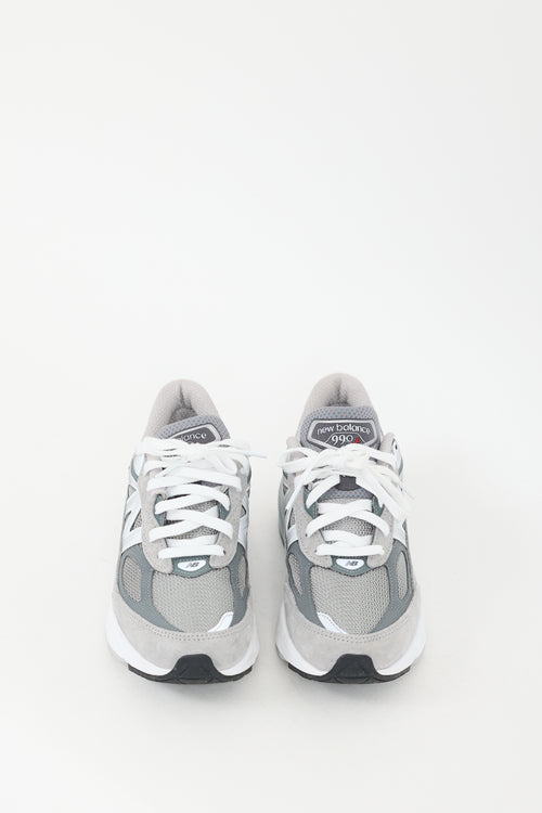 New Balance Grey & White 990v6 Sneaker