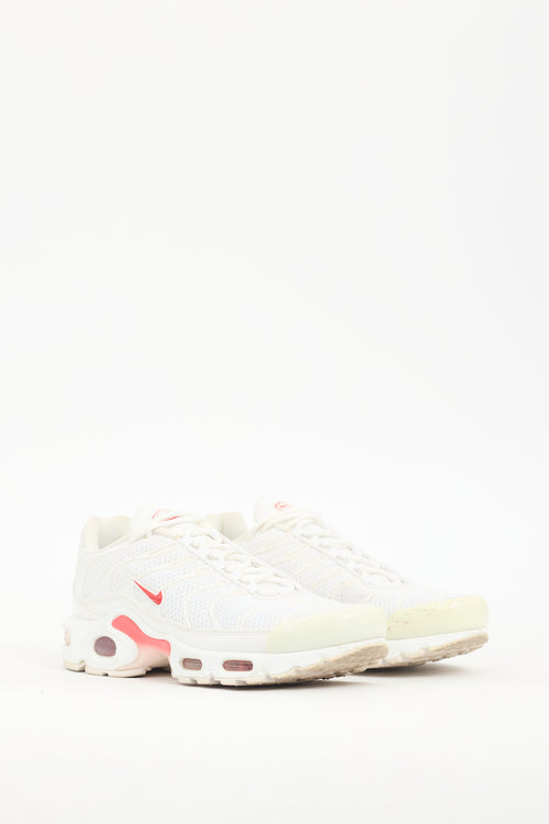 Nike White Air Max Plus Sneaker