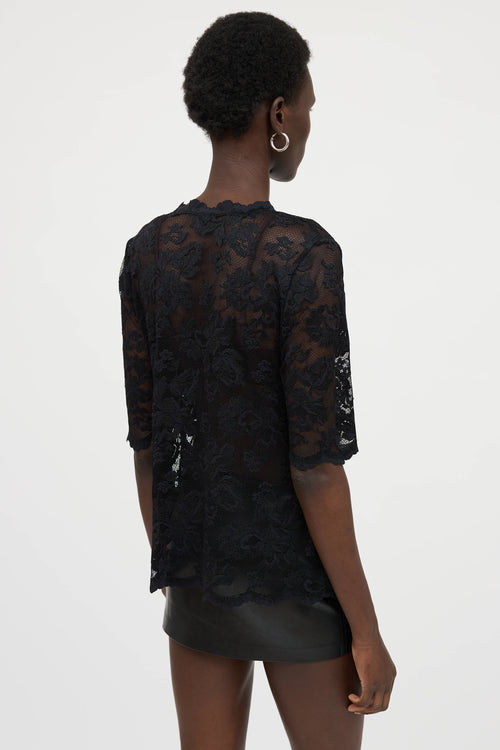 Olvi's Lace Top