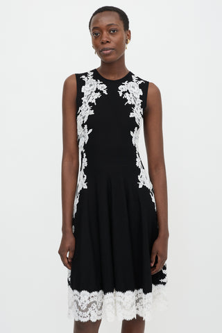 Oscar de la Renta Merino Wool & Lace Dress